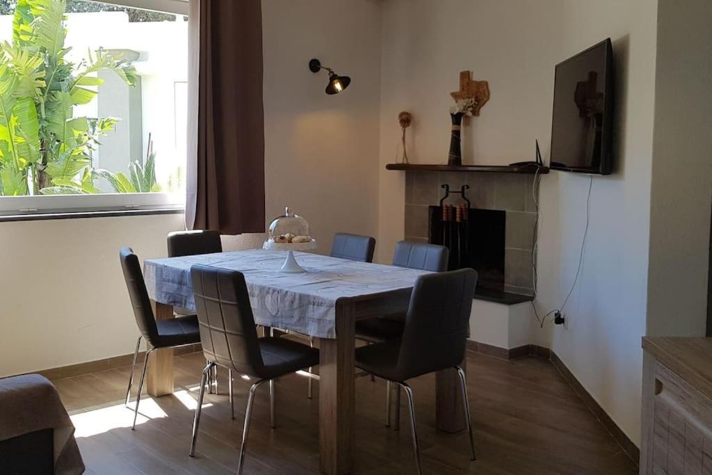 Casa Vacanza M&C Ischia Forio  Екстер'єр фото